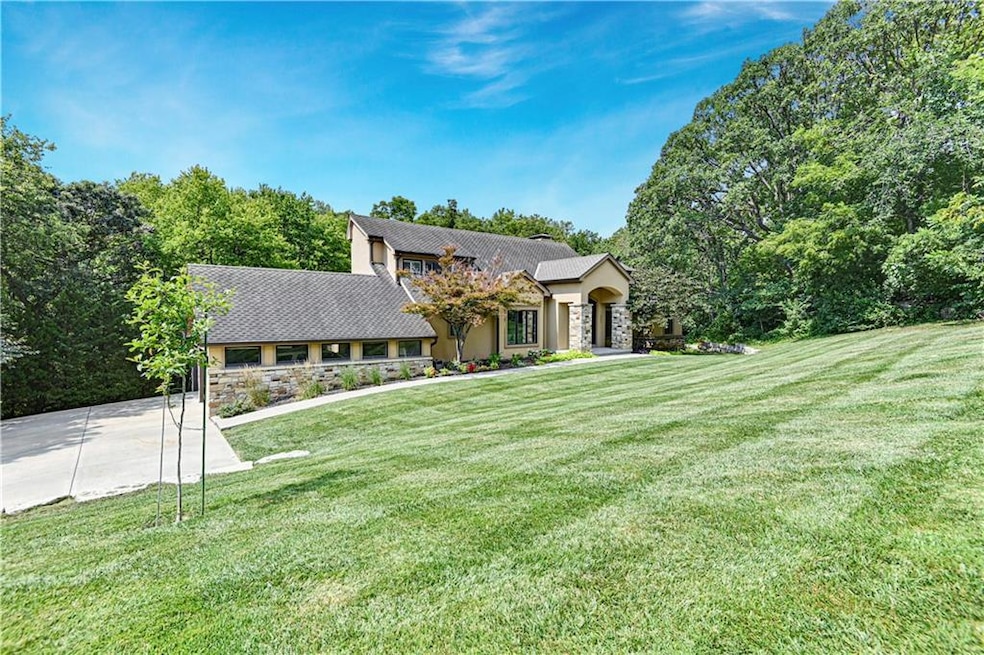 445 Navajo Ln W, Lake Quivira, KS 66217 - photo 1