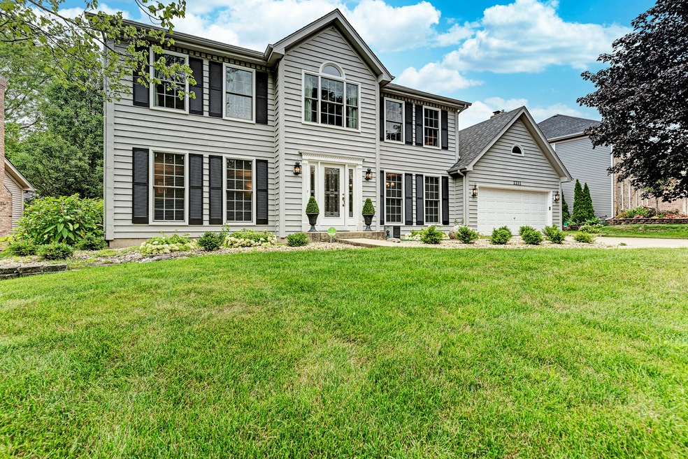 2211 University Dr, Naperville, IL 60565 - photo 1