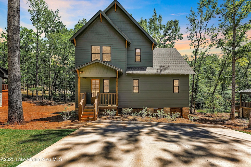 For Sale $649,000 • Co-Listing Agent