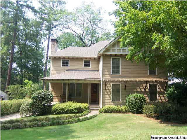 Fabulous 4 bedroom 4.5 bath home- 2007 new constru