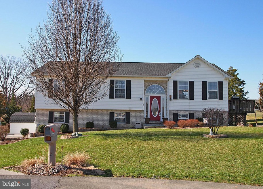 104 Vale Ct, Winchester, VA 22602 - photo 1