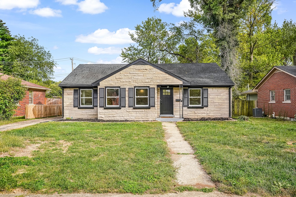 For Sale $359,900 • Co-Listing Agent