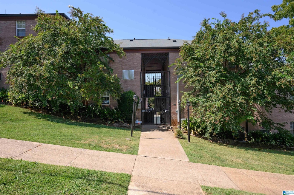 1508 15th St S unit 1508, Birmingham, AL 35205 - photo 1