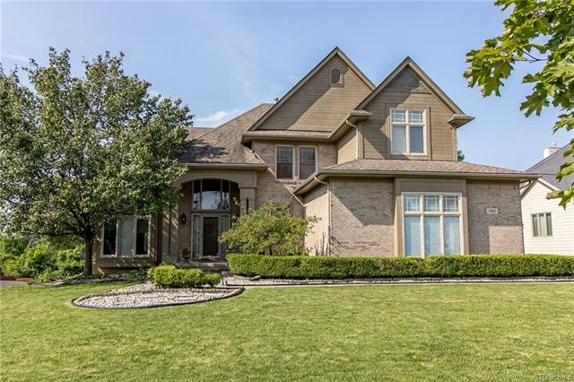 7412 Carlyle Crossing, West Bloomfield, MI 48322 - photo 1