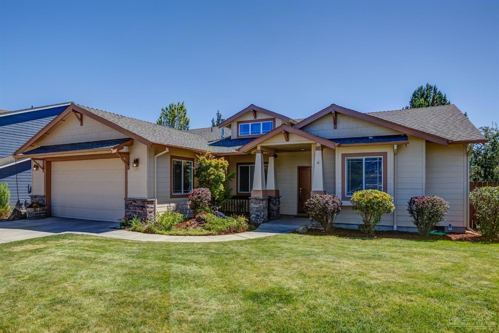 20947 Lupine Ave, Bend, OR 97701 - photo 1