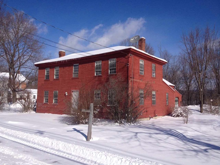 220 King St, Boscawen, NH 03303 - photo 1