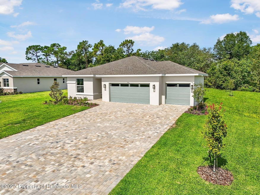 9195 Players Dr, Weeki Wachee, FL 34613 - photo 1