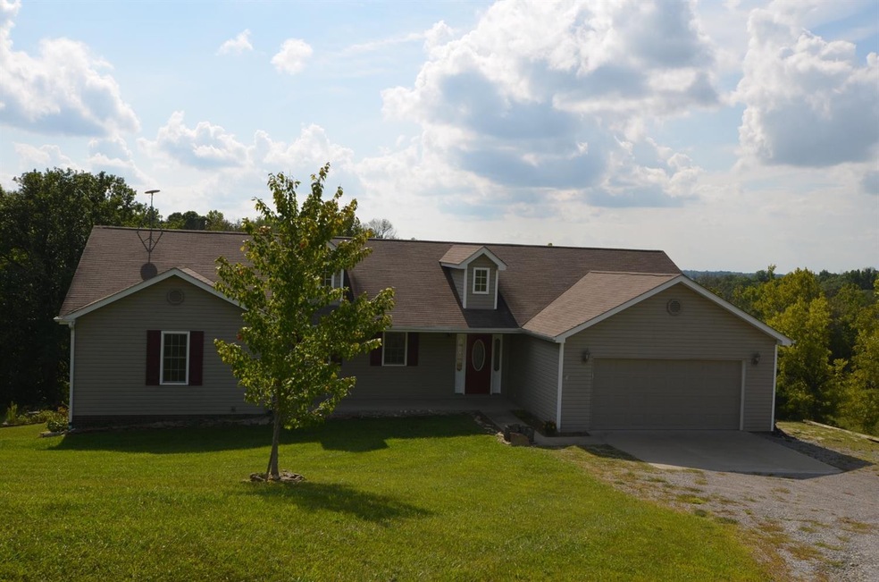 945 Central Pike, Harrodsburg, KY 40330 - photo 1