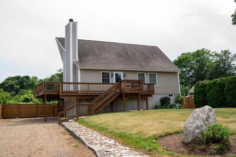 63 Ocean Ave, Fairhaven, MA 02719 - photo 1