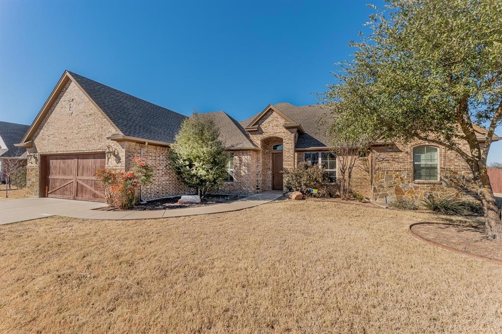 2718 Willow Ridge Cir, Granbury, TX 76049 - photo 1