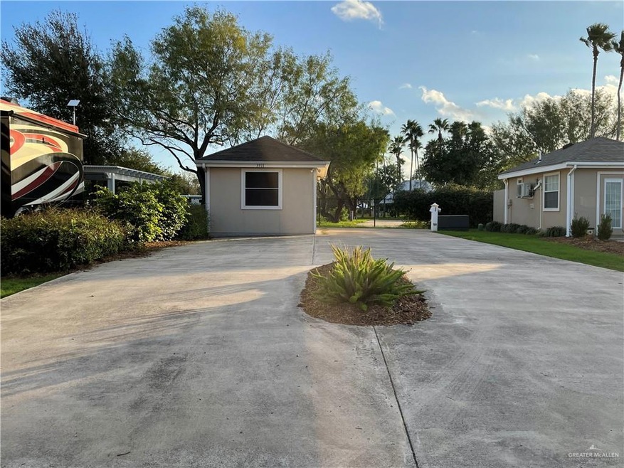 3911 Lark Dr, Mission, TX 78572 - photo 1