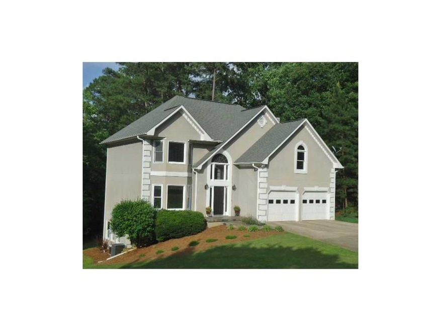 Exterior Front. Cul-De-Sac lot with great curb app