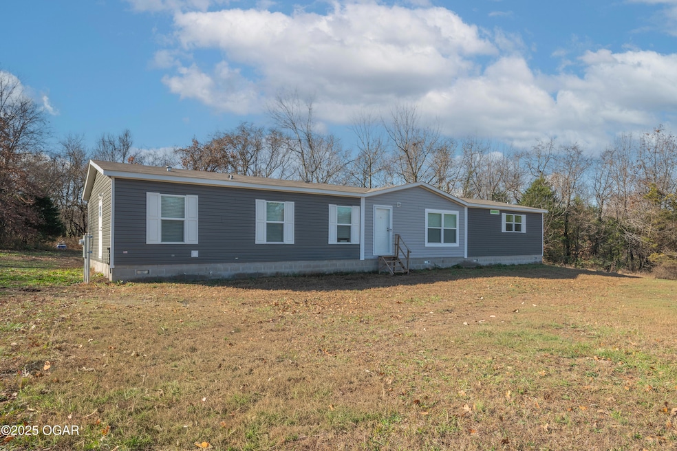 11834 Norway Rd, Neosho, MO 64850 - photo 1