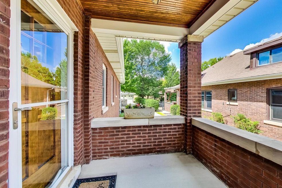 110 S Chandler Ave, Elmhurst, IL 60126 - photo 1