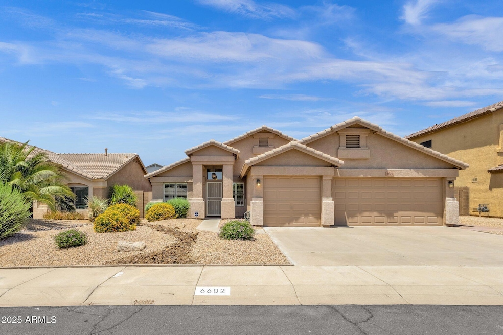 4-web-or-mls-6602-w-lariat-ln