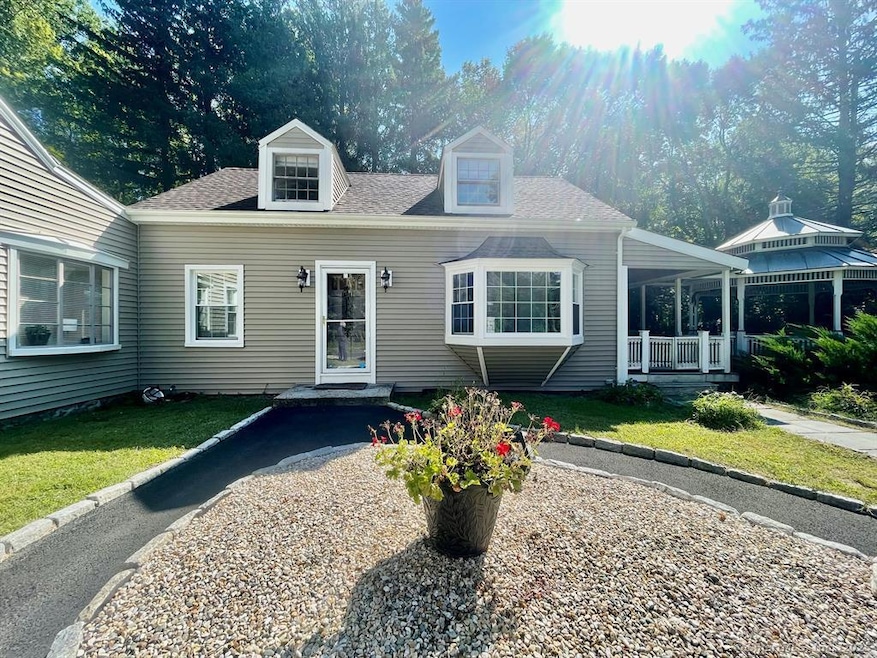 For Rent $2,000/month