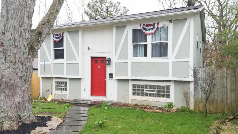 206 Chase Exterior