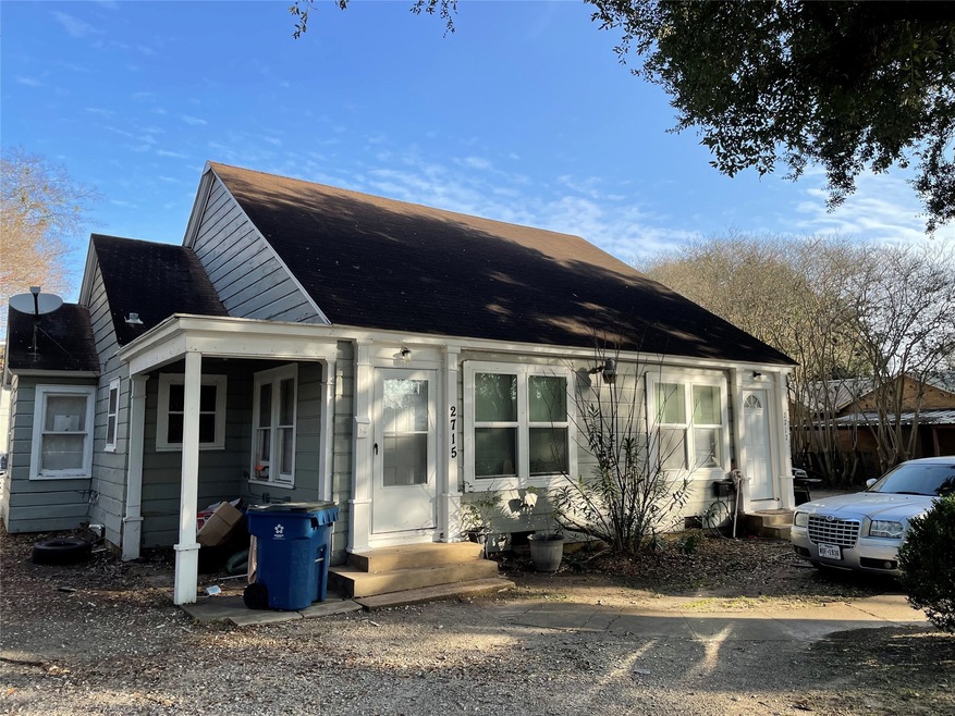 2715 Avenue G, Rosenberg, TX 77471 - photo 1