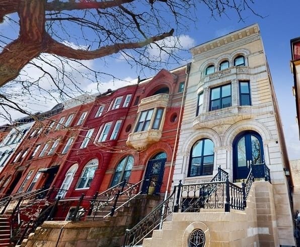 For Rent $2,300/month