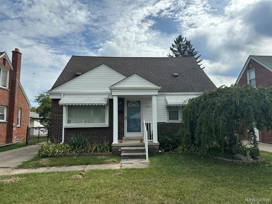 For Rent $1,700/month