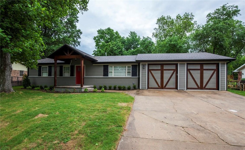 802 NW J St, Bentonville, AR 72712 - photo 1