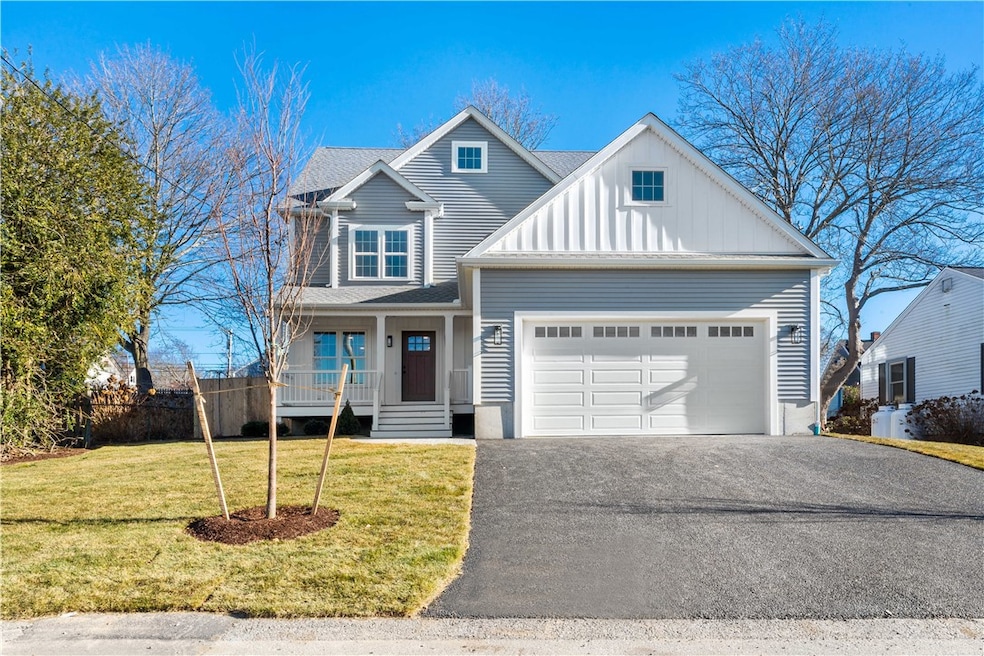 70 Magnolia St, Bristol, RI 02809 - photo 1