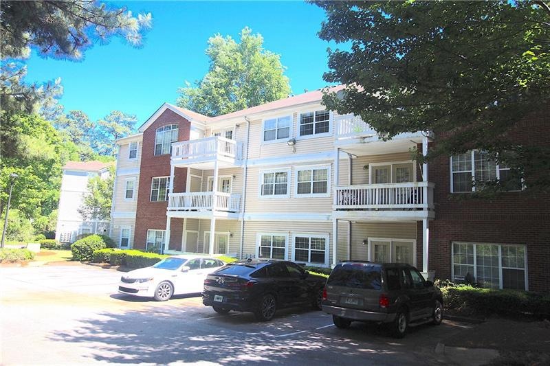 4375 Orchard Park Ct, Stone Mountain, GA 30083 - photo 1