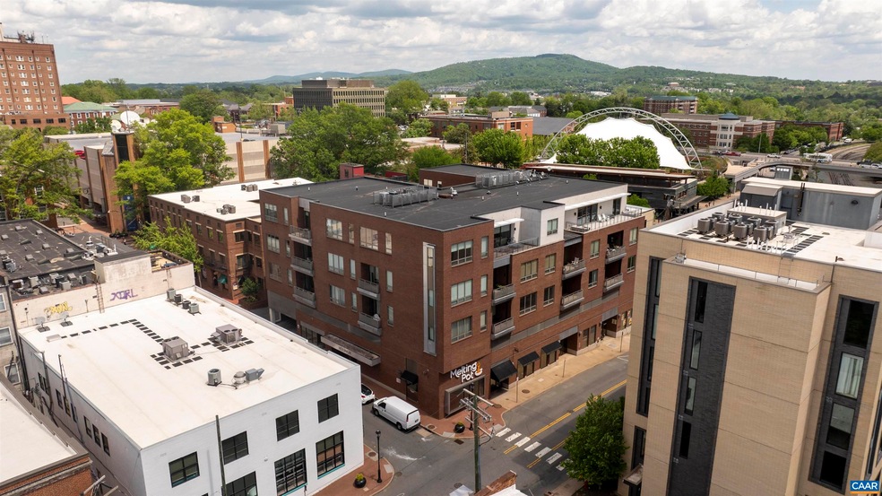 112 5th St SE unit 5A, Charlottesville, VA 22902 - photo 1