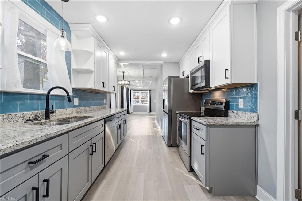 612 Hannah St, Hampton, VA 23661 - photo 1