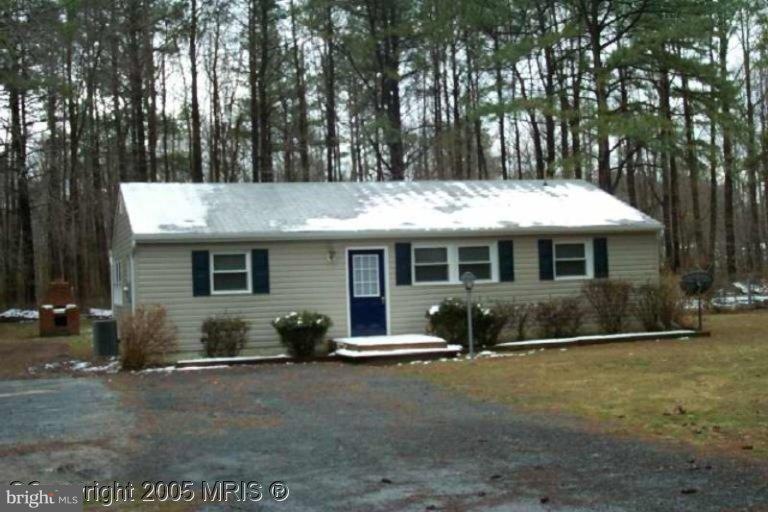 40067 Dockser Dr, Mechanicsville, MD 20659 - photo 1