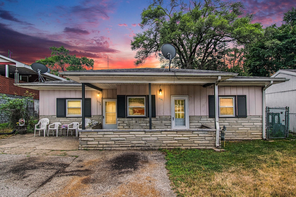 535 N Bluff St, Berrien Springs, MI 49103 - photo 1