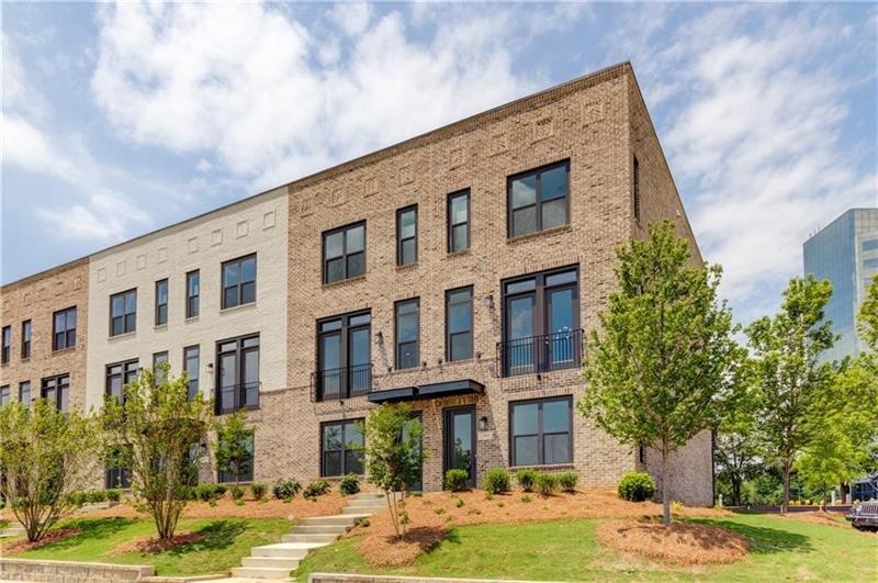 Reserve at Wildwood showcases modern architecture 