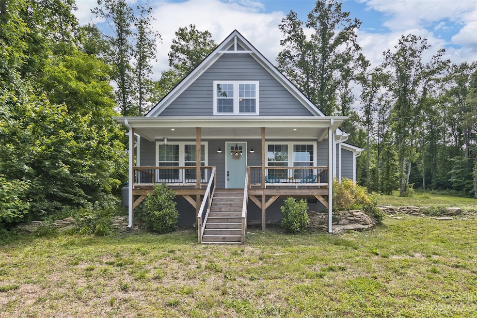 Welcome home to 1028 Bearwallow Rd.