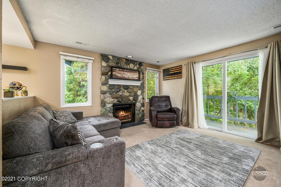 10283 Jamestown Dr-9