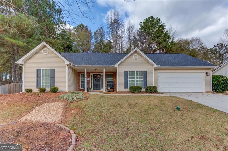 1433 Jefferson Walk Cir, Jefferson, GA 30549 - photo 1