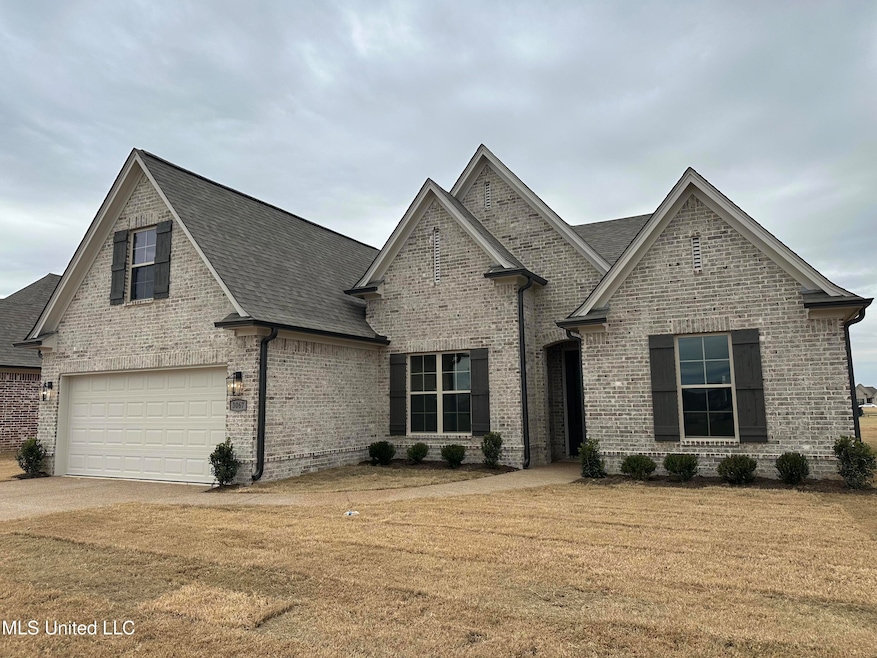 3067 School Loop Rd, Lake Cormorant, MS 38641 - photo 1