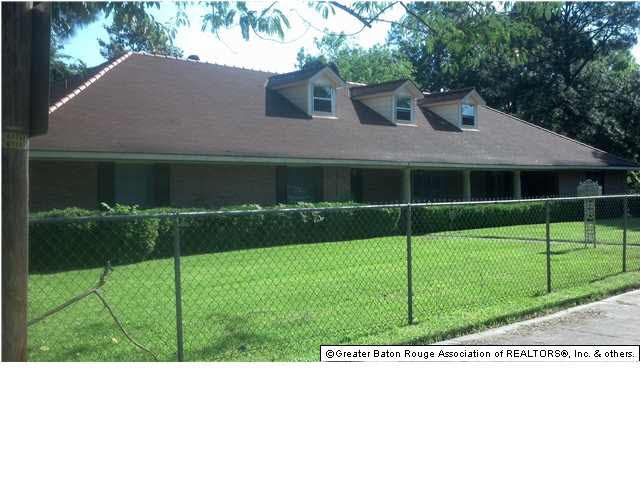 MASSIVE 6 BEDROOMS, 4 BATHS HOMES COULD BE YOURS T