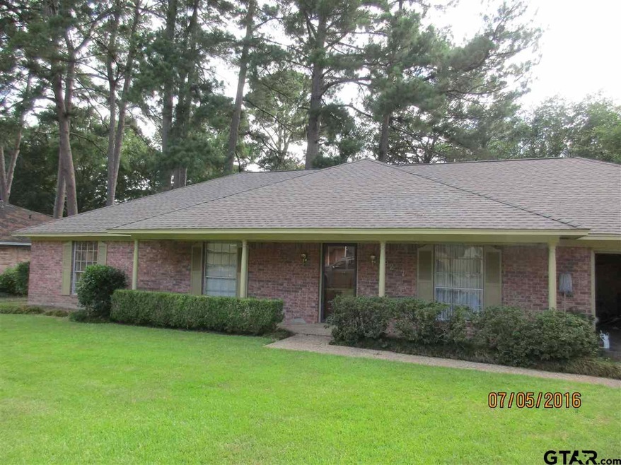 8227 8227 Purdue Dr, Tyler, TX 75703 - photo 1