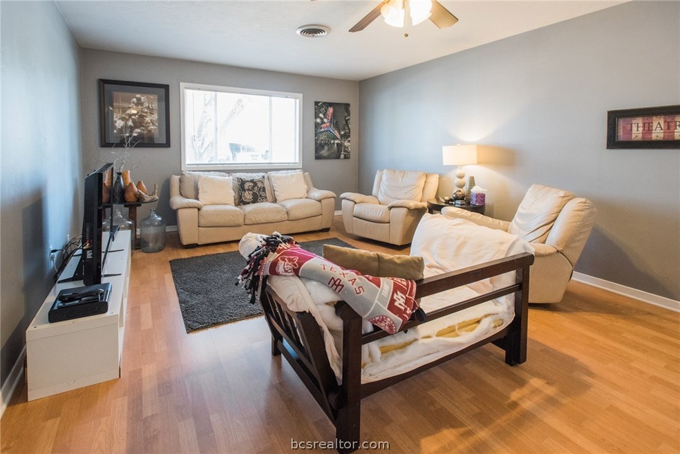 1504 Laura Ln unit CS, College Station, TX 77840 - photo 1