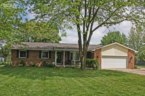 3206 W Frances Rd, Clio, MI 48420 - photo 1