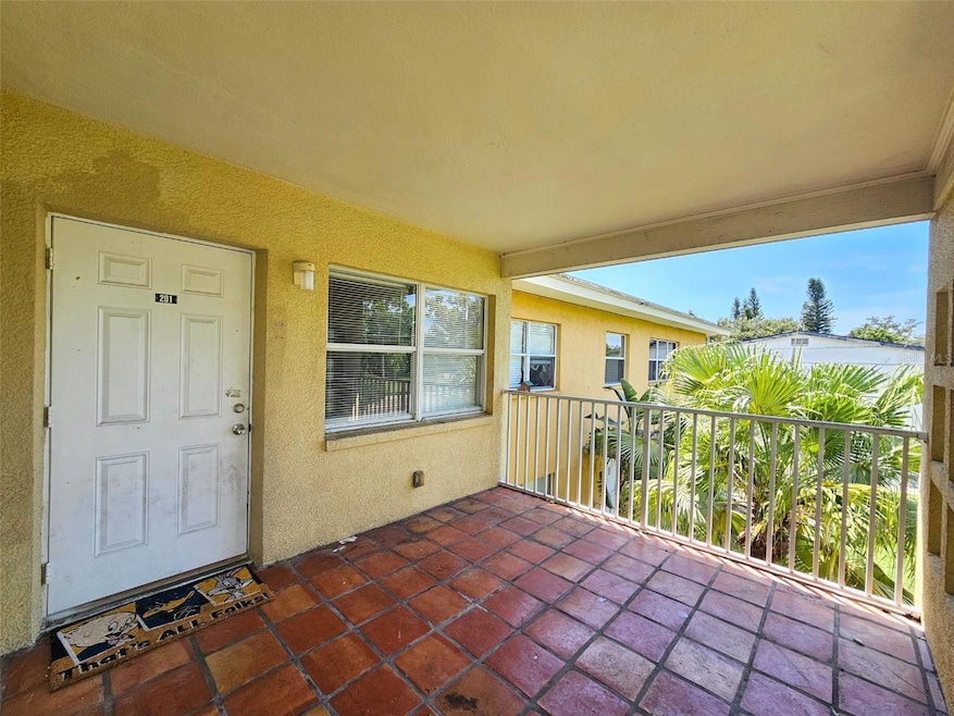 1355 Drew St unit 201, Clearwater, FL 33755 - photo 1