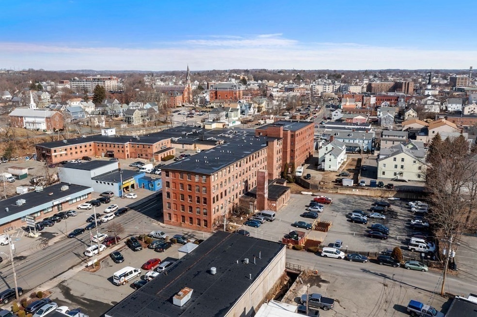 80 Foster St unit 209, Peabody, MA 01960 - photo 1
