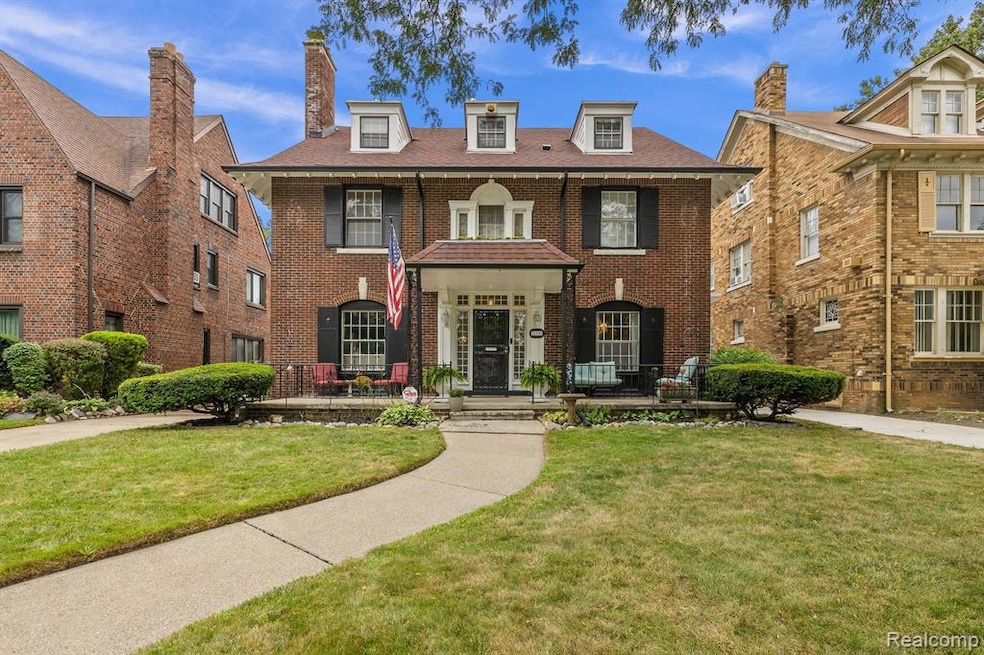 2275 Chicago Blvd, Detroit, MI 48206 - photo 1