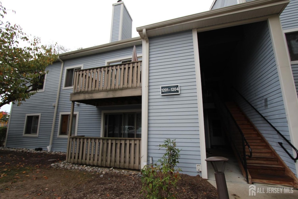 For Rent $2,500/month