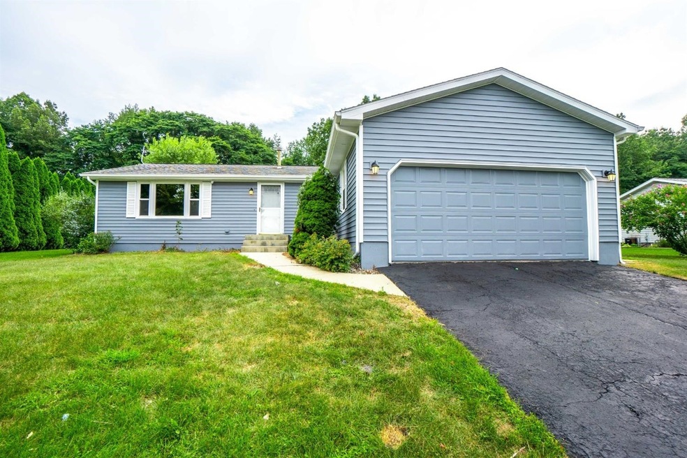 4156 W Andrea Dr, La Porte, IN 46350 - photo 1