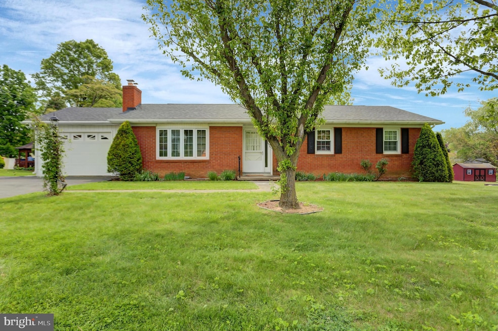 13394 Old Mill Rd, Waynesboro, PA 17268 - photo 1