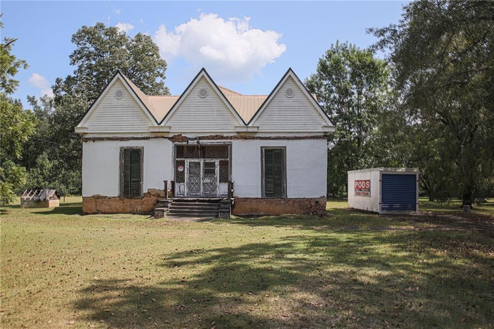 12234 Alabama 77, La Fayette, AL 36862 MLS E96775