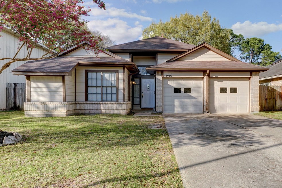 8706 Pine Falls Dr, Houston, TX 77095 - photo 1