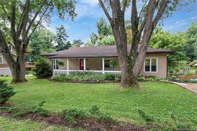 Kenilworth Ranch-Style Home