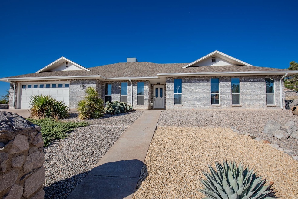 3101 Los Robles, Alamogordo, NM 88310 - photo 1